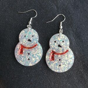 Sterling silver iridescent glitter snowman dangle earrings with red scarves new